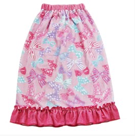 Обладает ли BathSkirt водонепроницаемыми и влагонепроницаемыми свойствами?